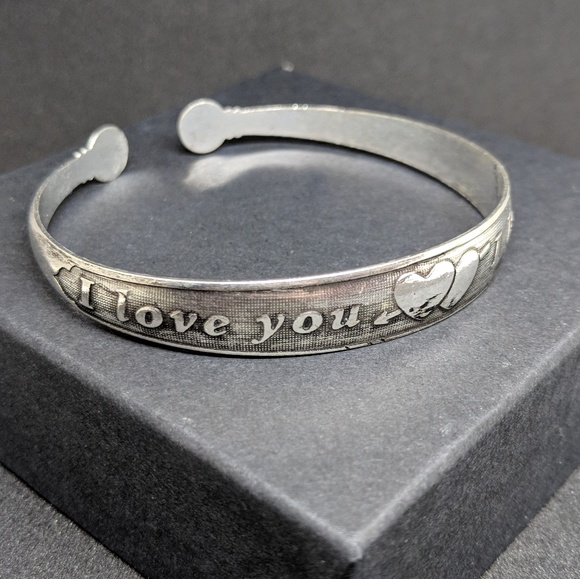 Jewelry - Silver Fashion "I love you" Bengal